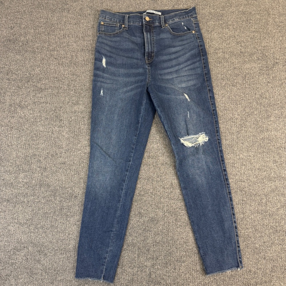 Celebrity Pink High Rise Distressed Skinny Jeans Blue Size 11/30 Raw Hem